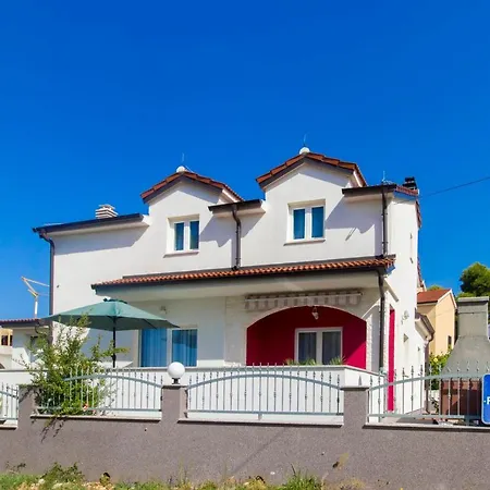 Sea Holiday home Vodice