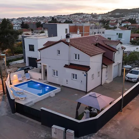 Sea Holiday home